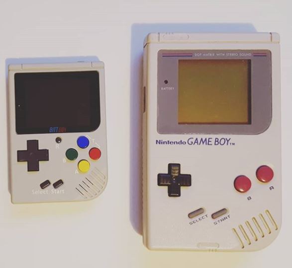 Gaming Tech Review - Bittboy Mini-NES 300 Games in 1